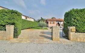 Villa Moira